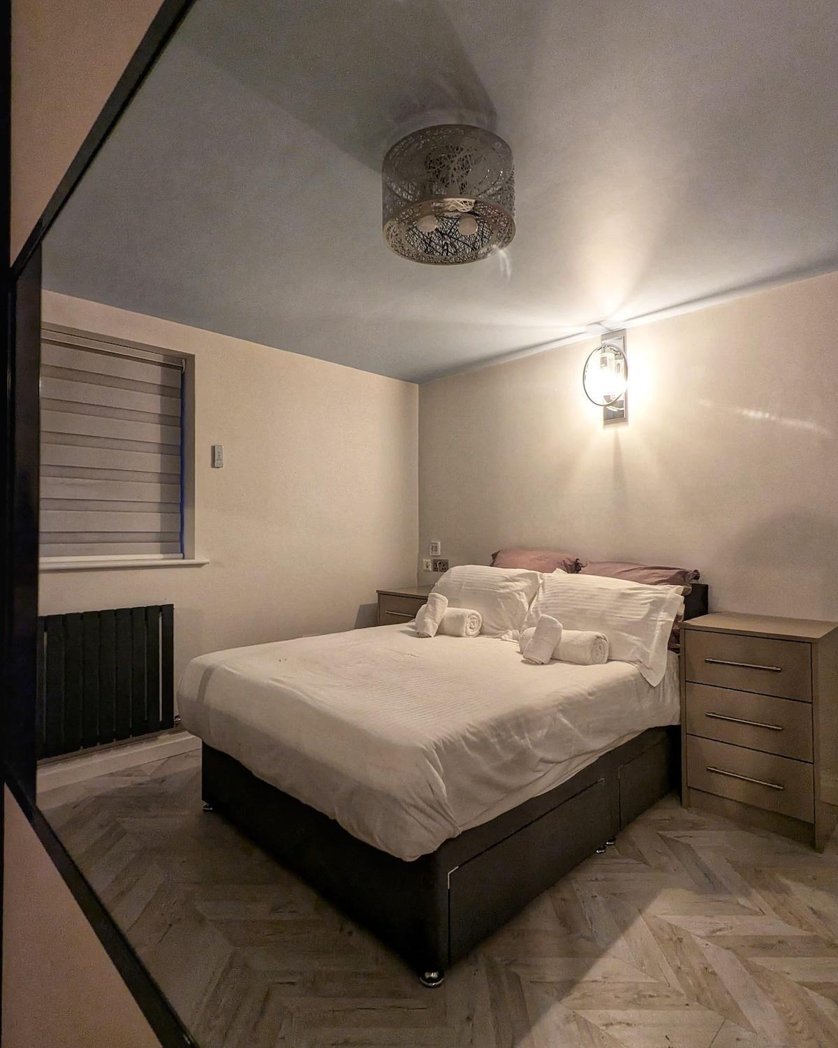 Beautiful 5 Bedroom Home Sleeps 12 People In מנצ'סטר מראה חיצוני תמונה