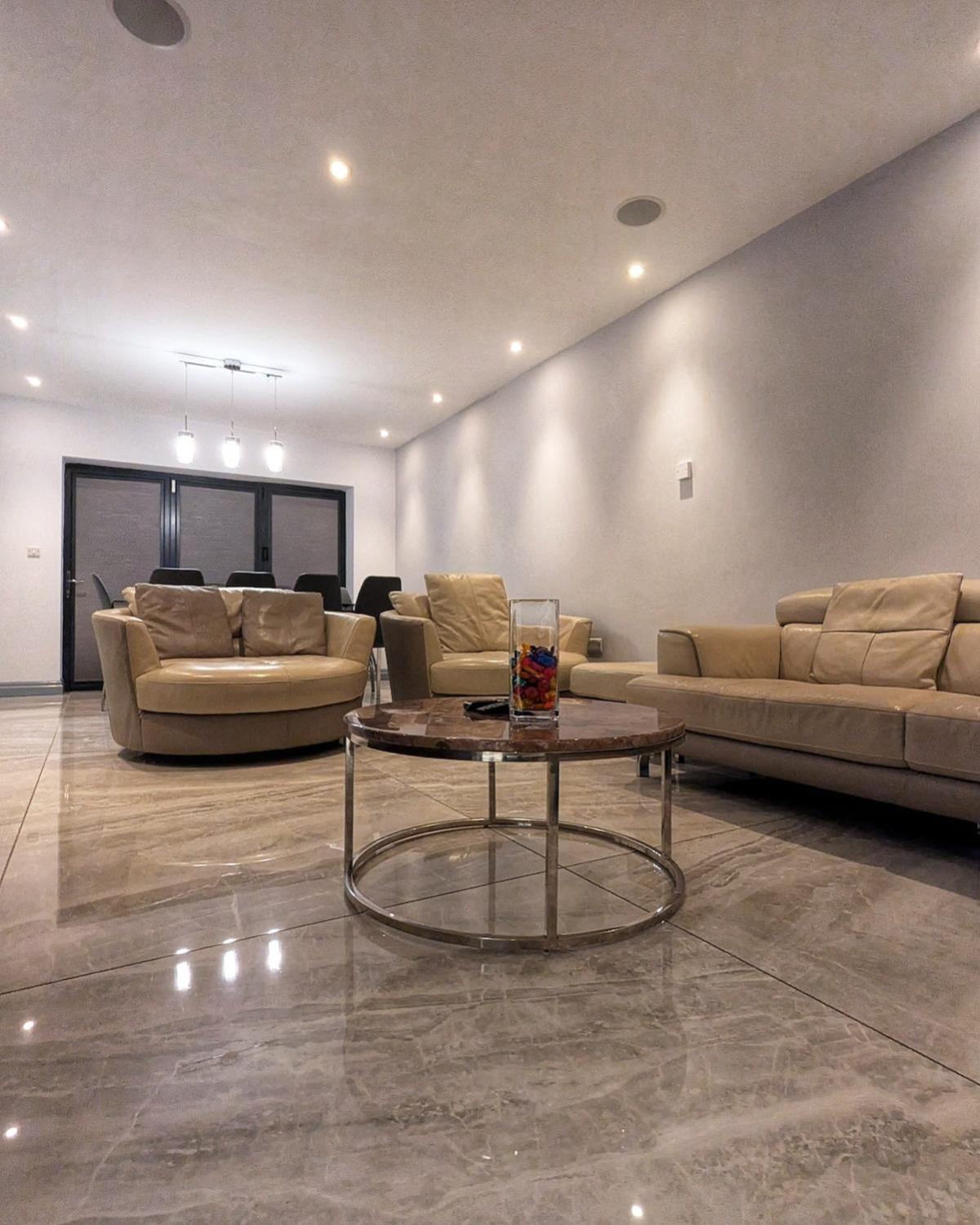 Beautiful 5 Bedroom Home Sleeps 12 People In מנצ'סטר מראה חיצוני תמונה